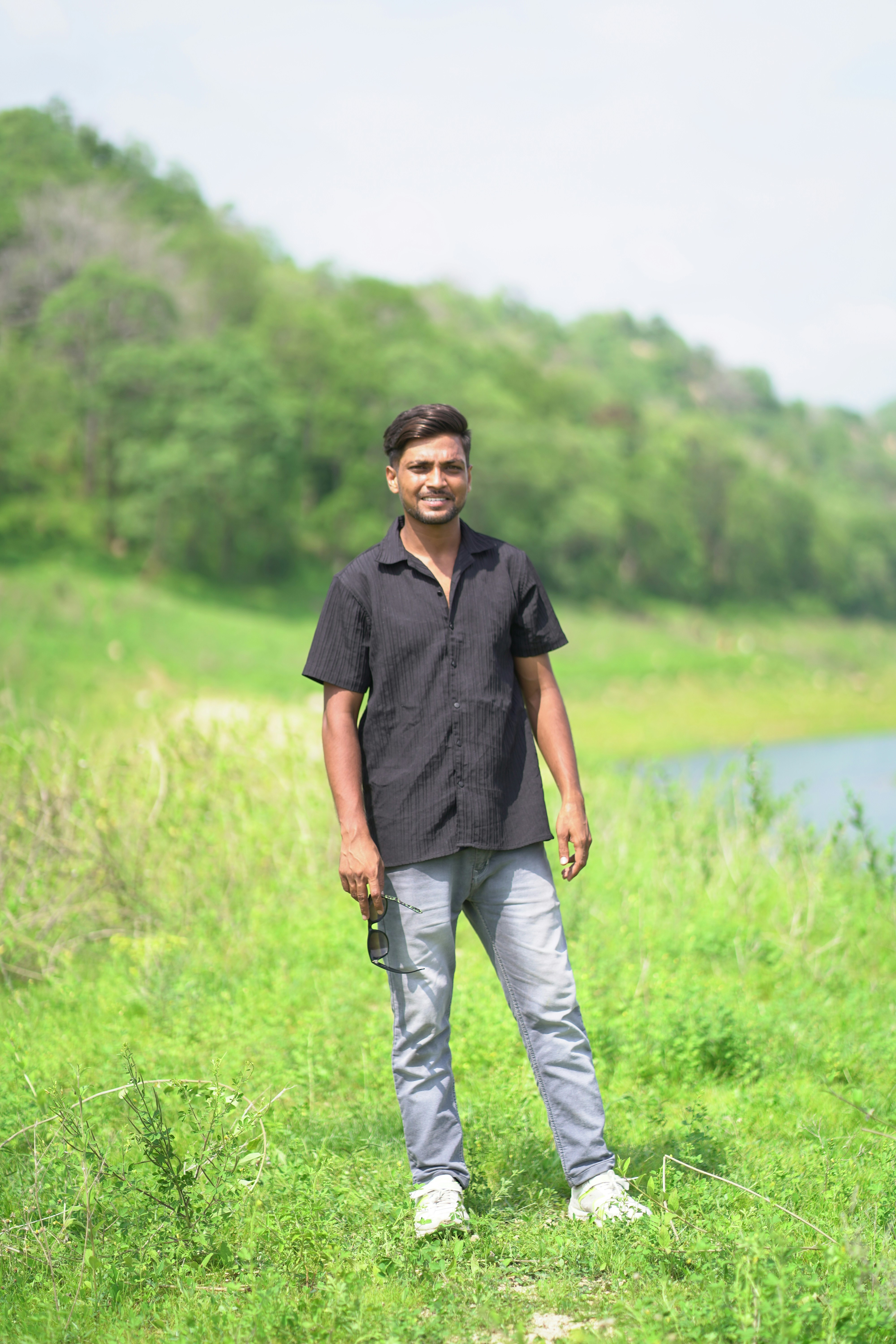 荒原求生：最后的灯塔海报