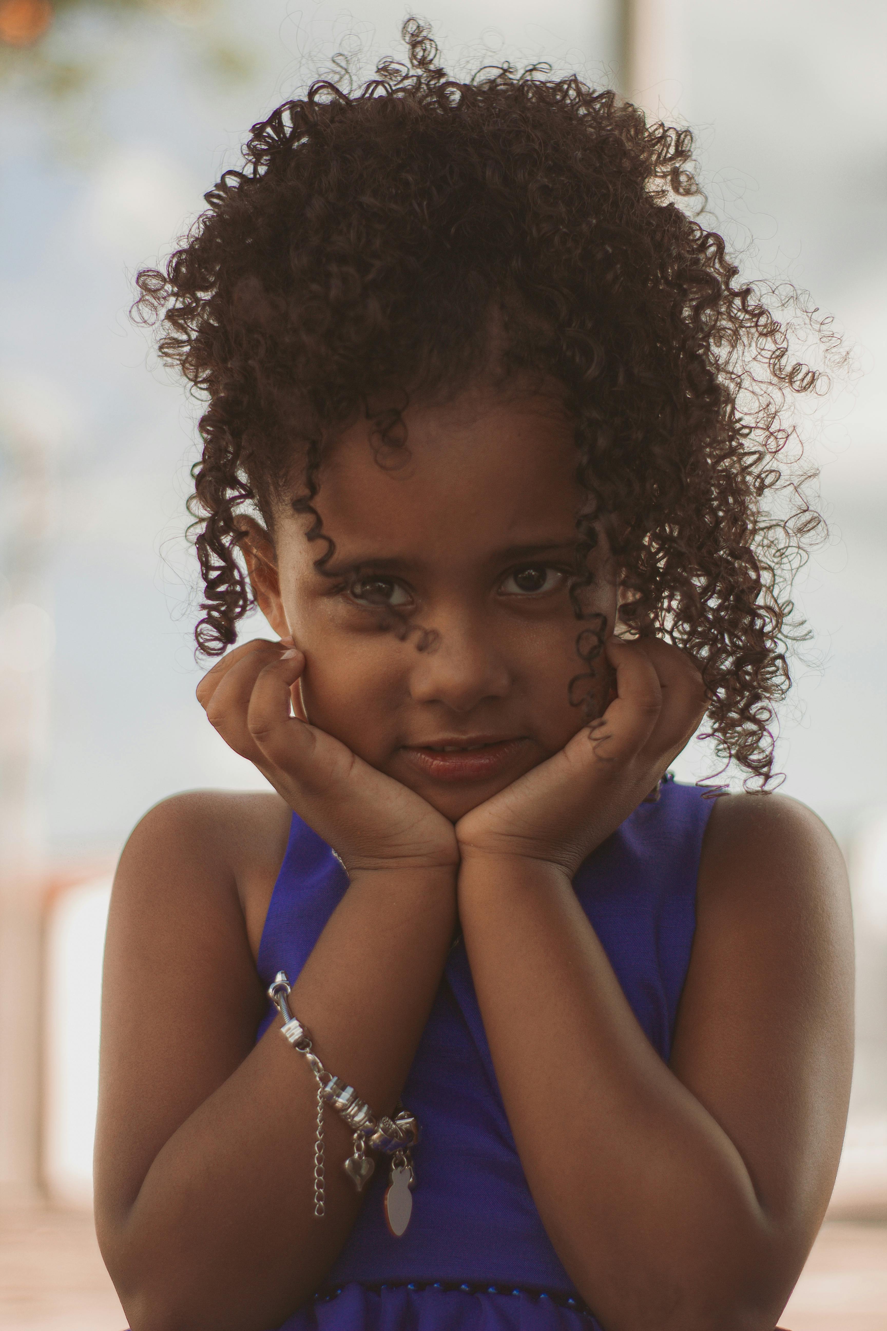 专题栏目主题海报：城市光影