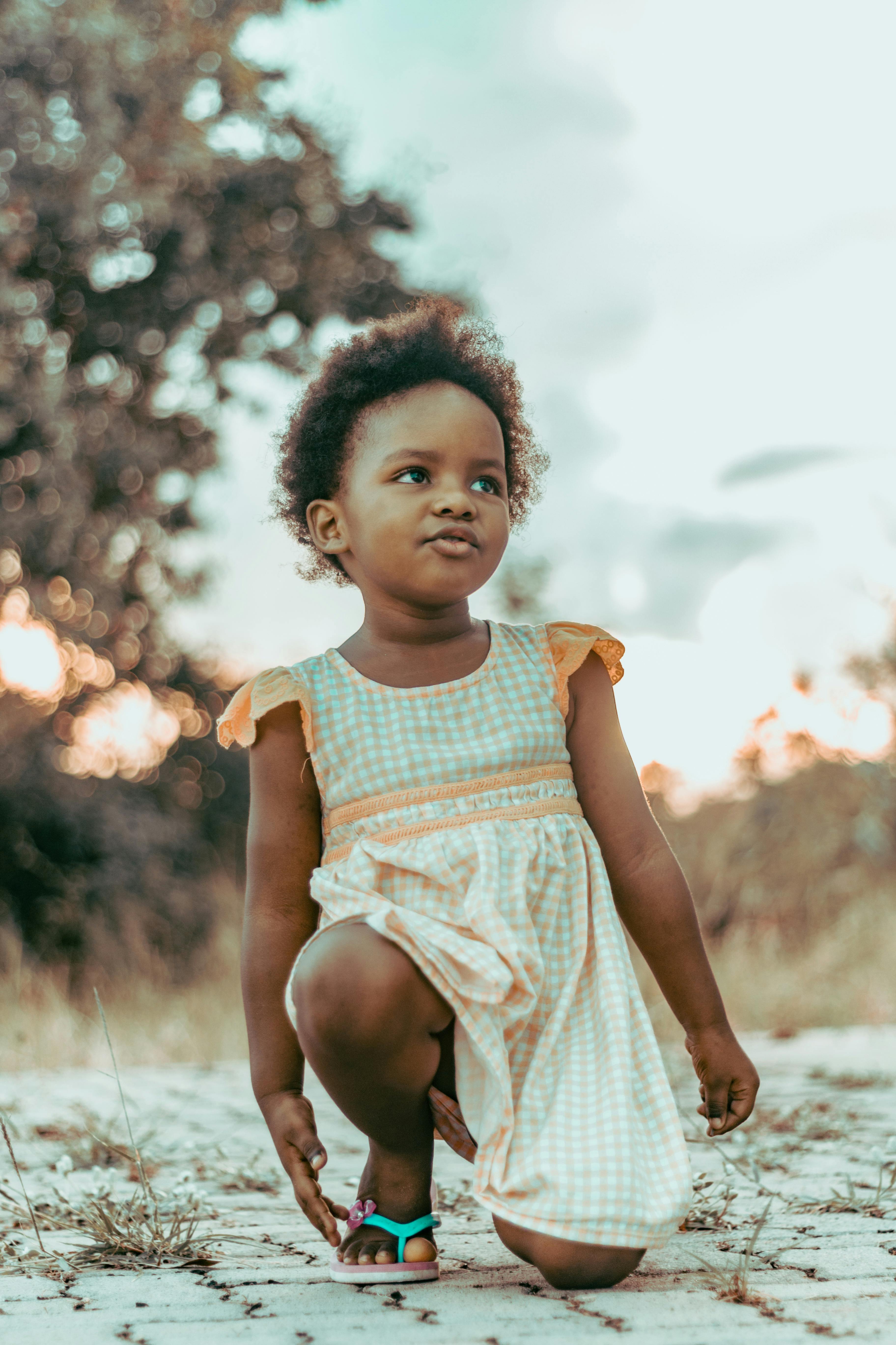 精东传媒影业公司制作团队成员：调色与包装设计肖像