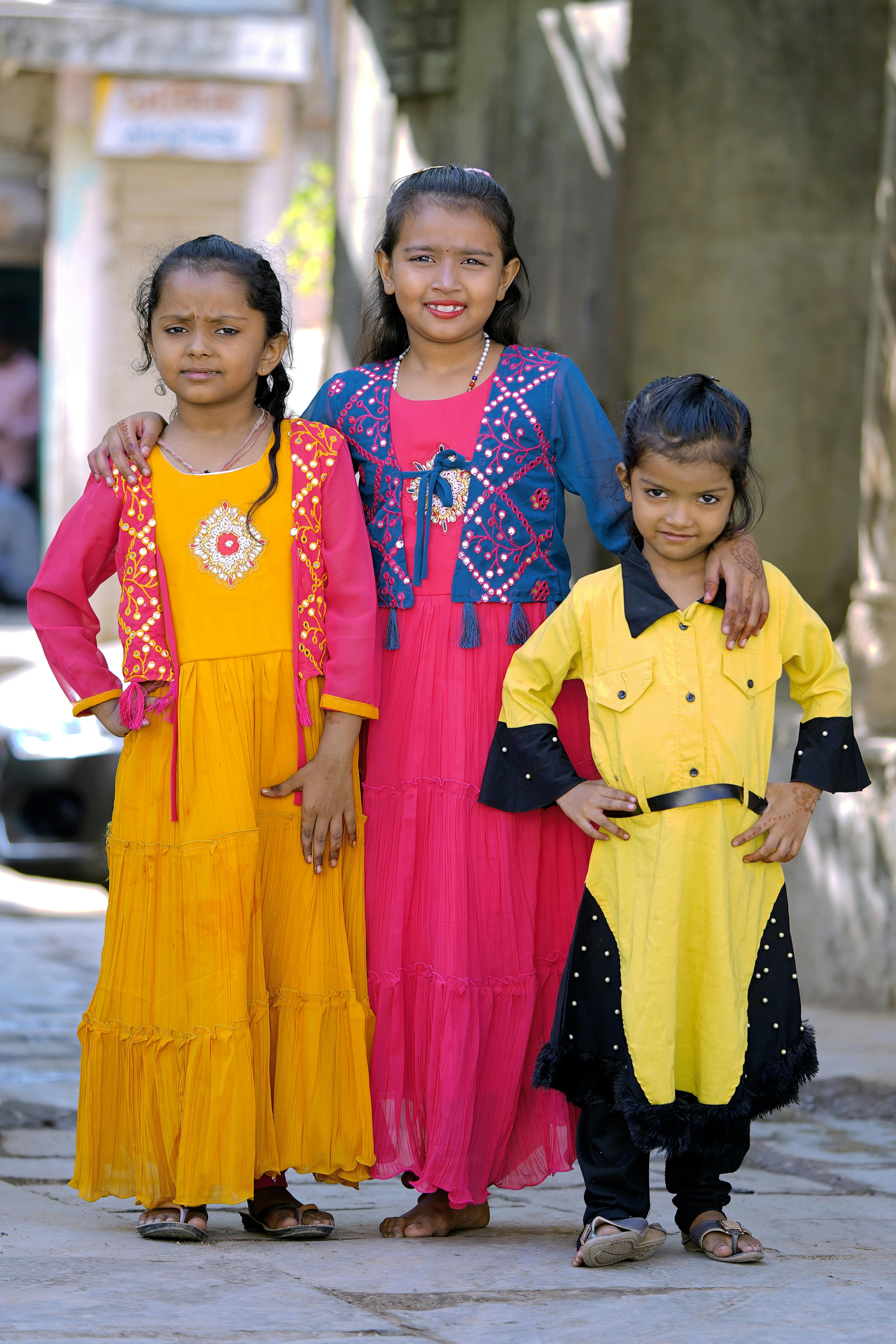 短视频制作镜头与团队协作图