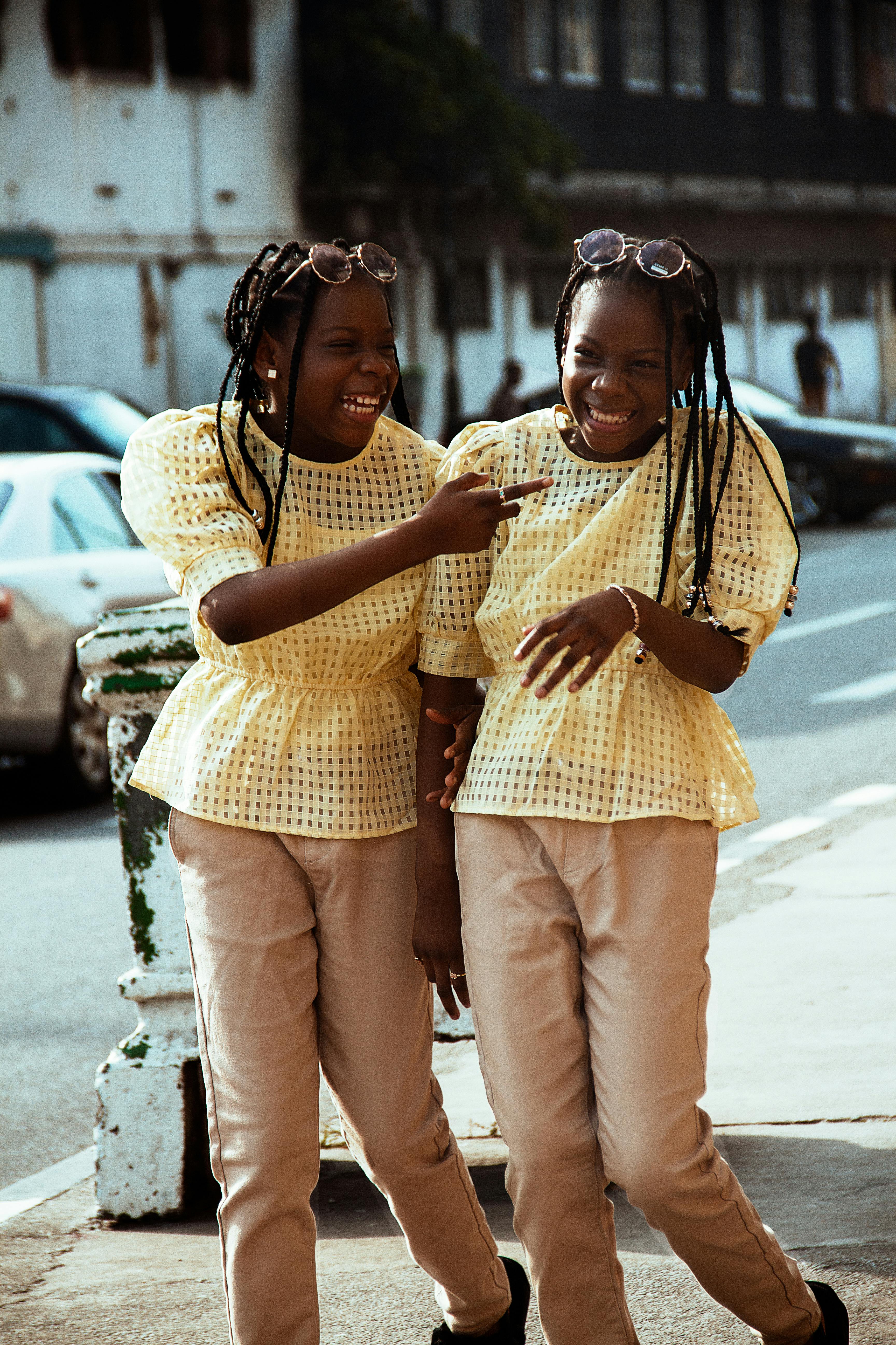 乌鸦影视传媒摄影与灯光团队形象照