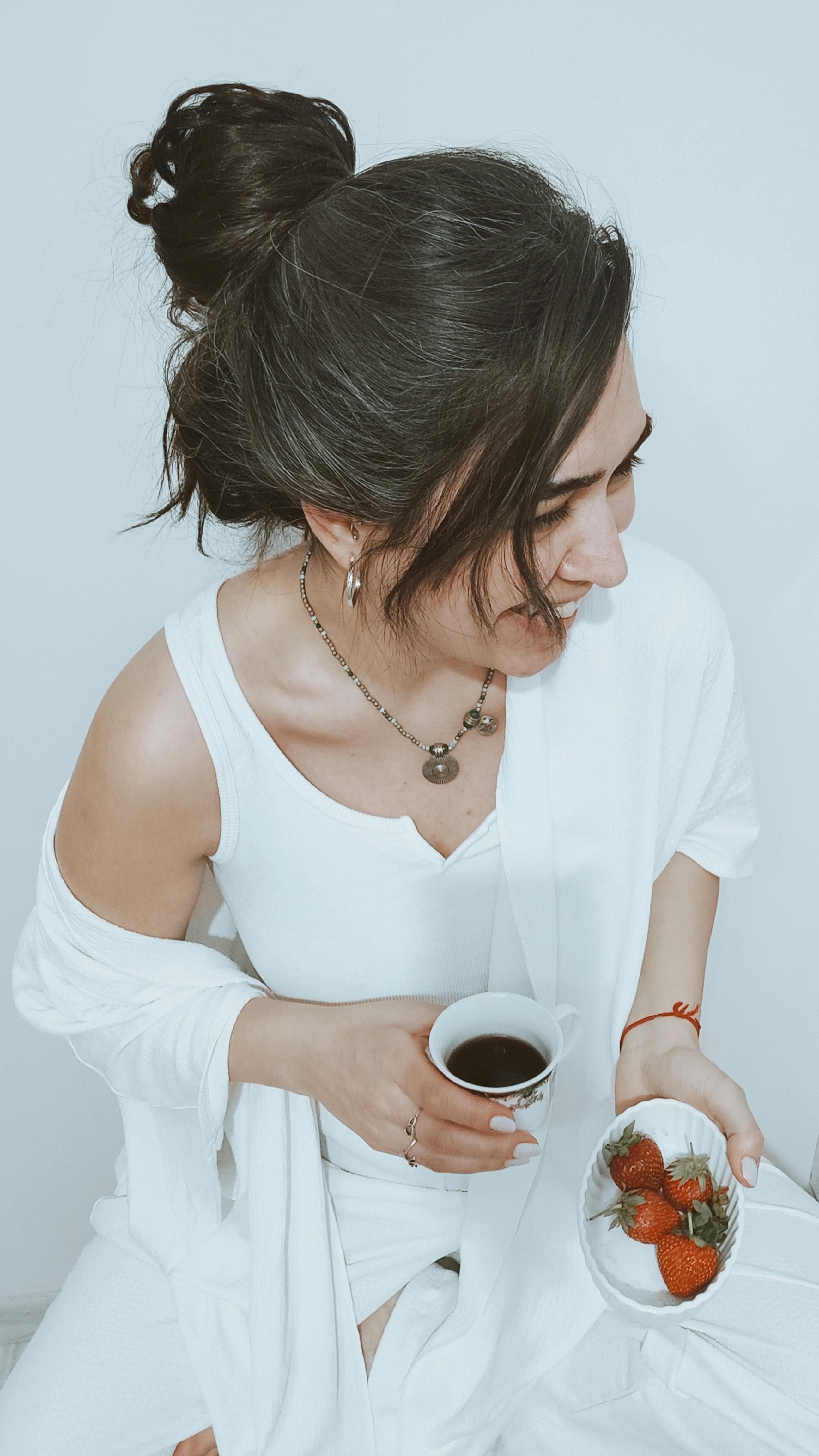 星辰影视传媒幕后画面：现场灯光与拍摄调度