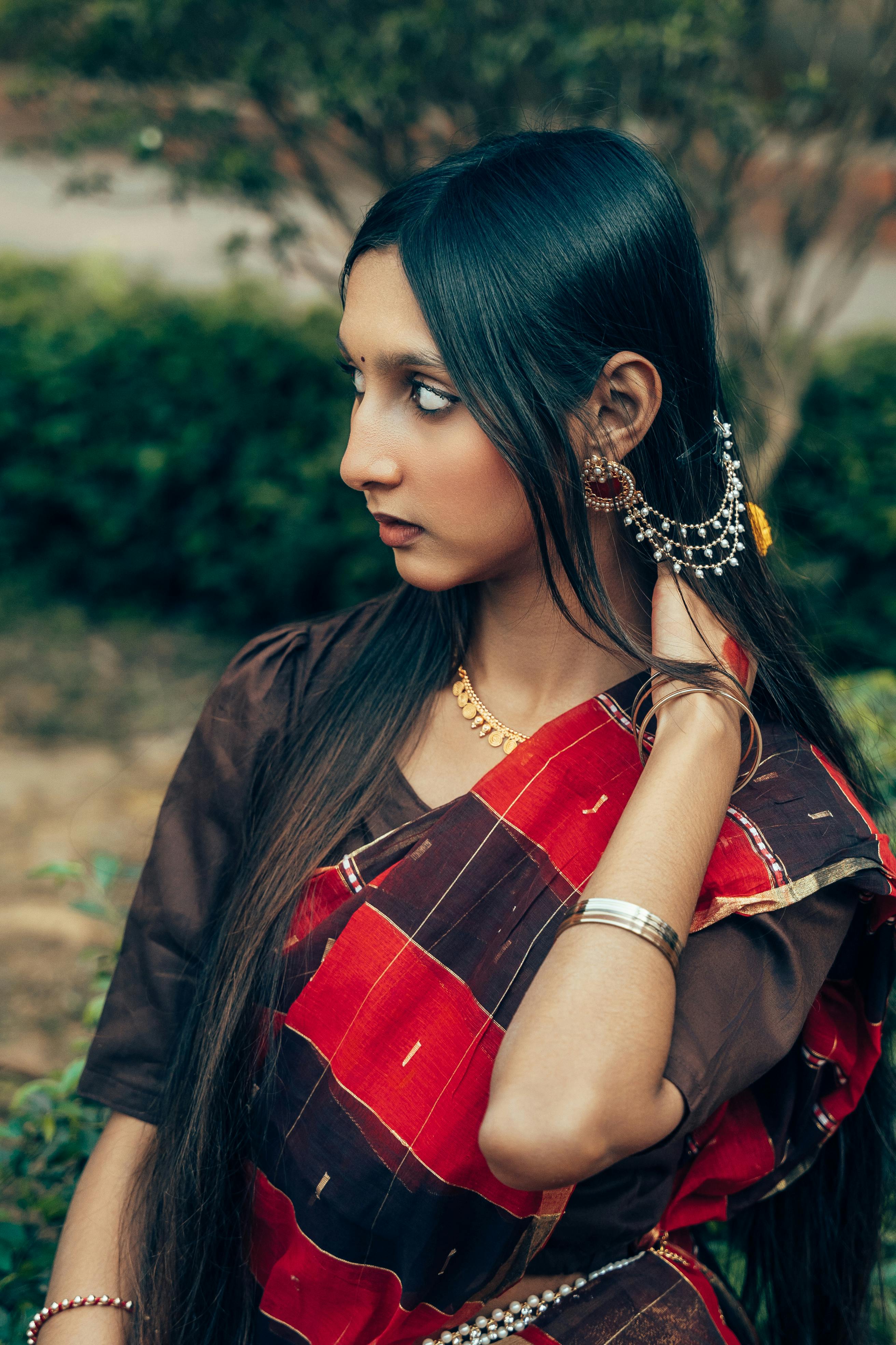 热门榜单封面：舞台之外