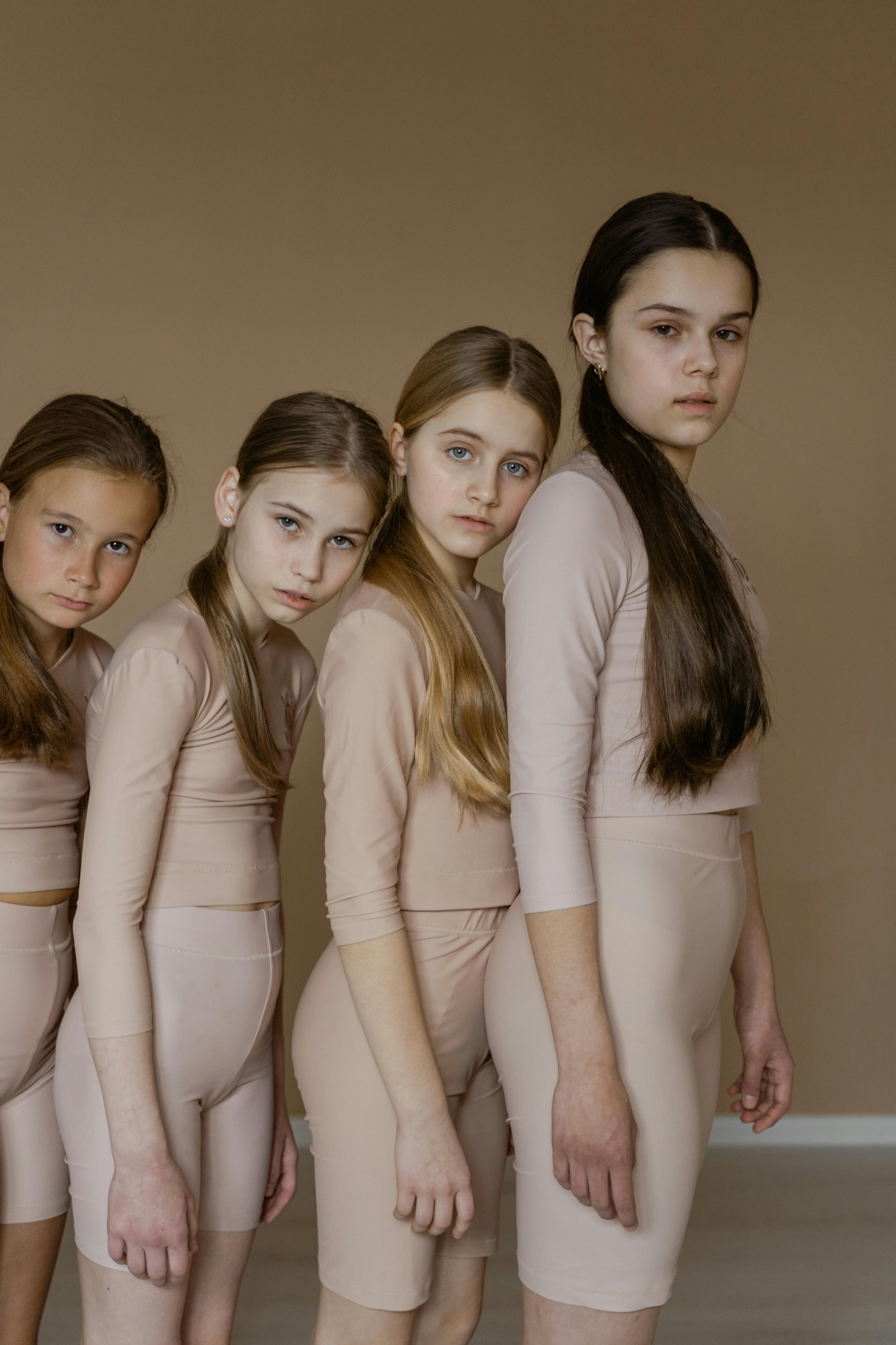 水蜜桃ysl 86官方官网主视觉产品氛围图